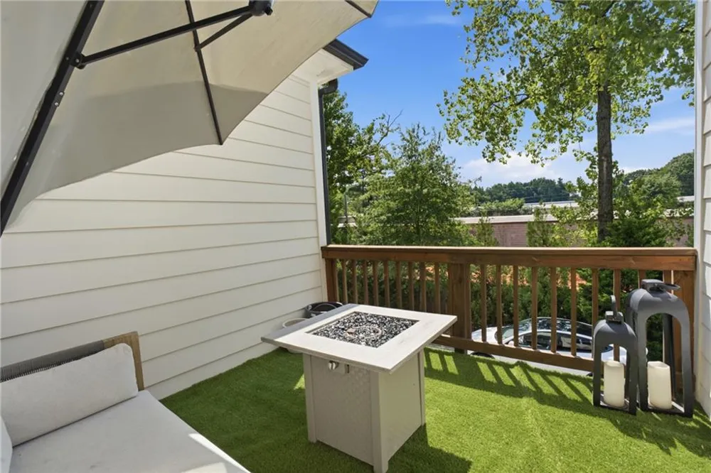 3292 Allgood Lane Scottdale, GA 30079