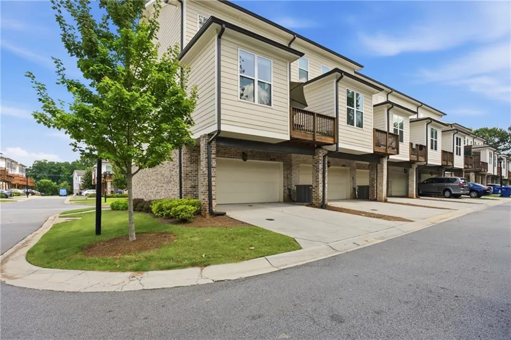 3292 Allgood Lane Scottdale, GA 30079
