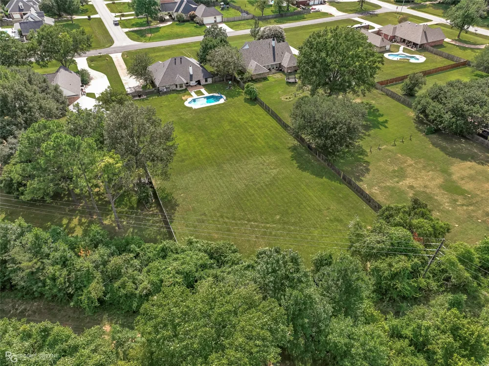 354 Hunters Hollow Bossier City, LA 71111