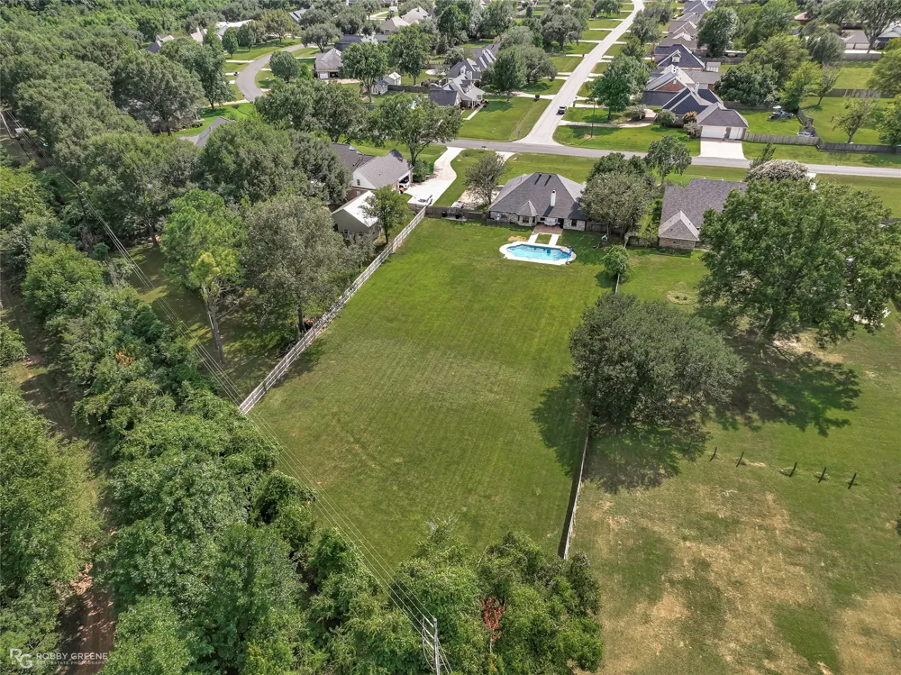 354 Hunters Hollow Bossier City, LA 71111