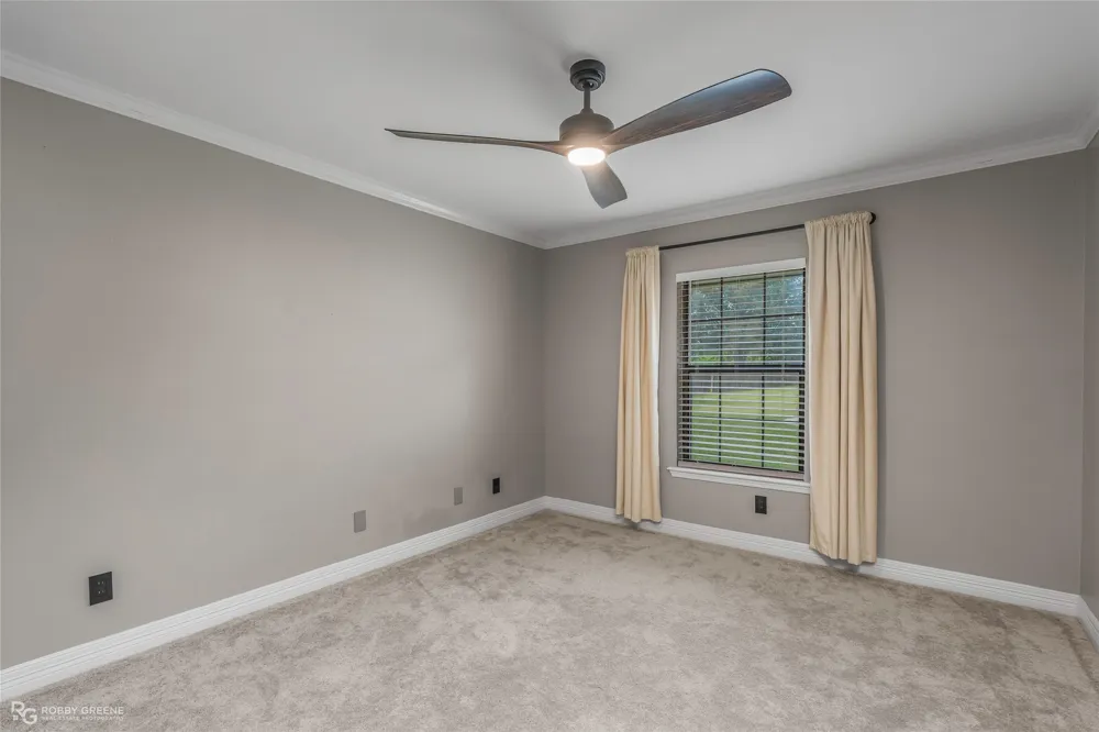 354 Hunters Hollow Bossier City, LA 71111