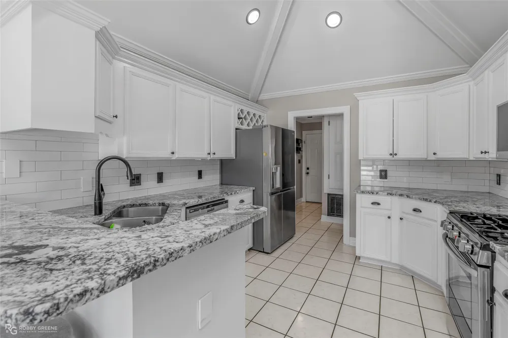 354 Hunters Hollow Bossier City, LA 71111