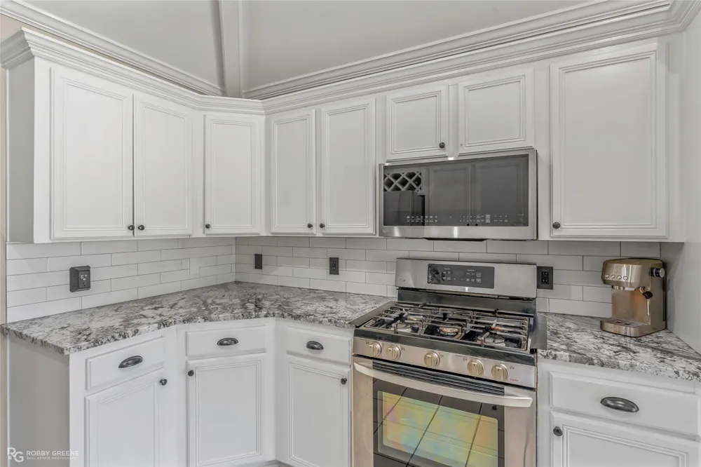 354 Hunters Hollow Bossier City, LA 71111
