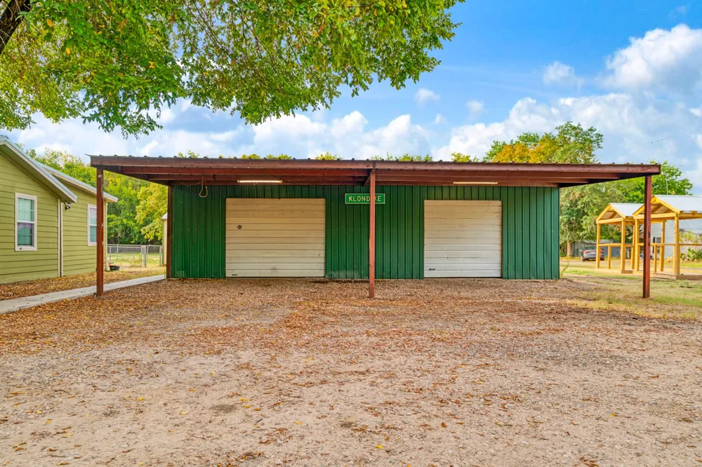 175 County Road 2032 Klondike, TX 75448