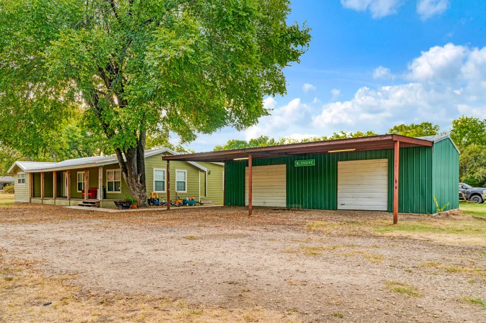 175 County Road 2032 Klondike, TX 75448