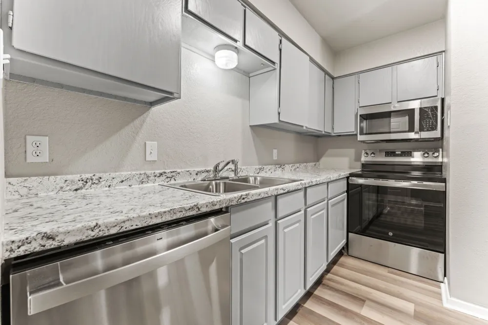 2512 Windy Pine Lane Arlington, TX 76015