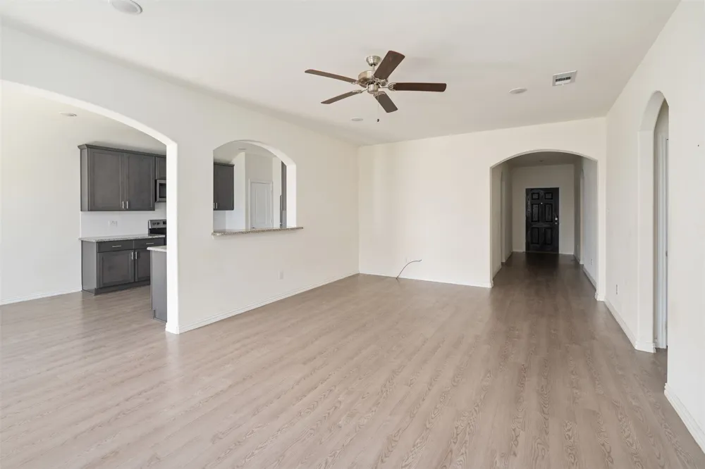 117 Willowbend Loop Mabank, TX 75147