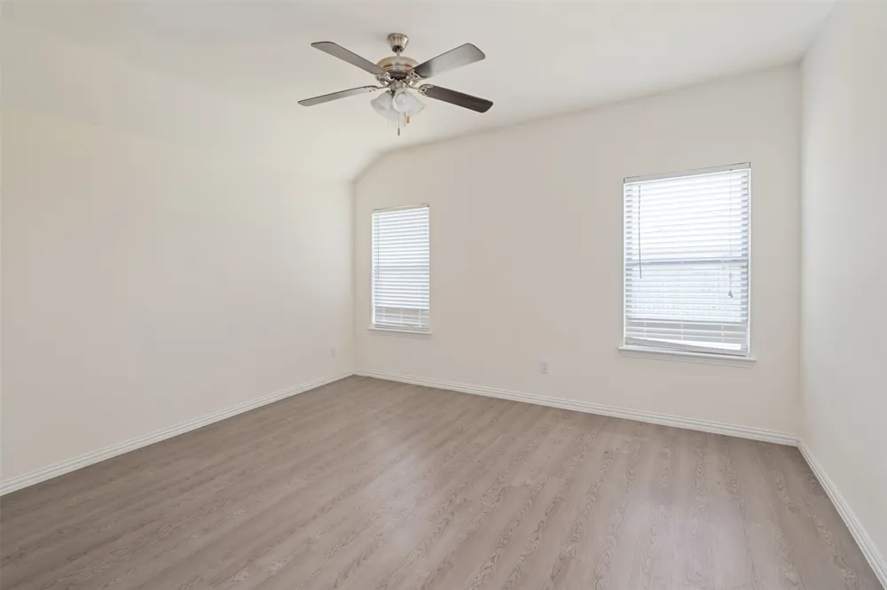 117 Willowbend Loop Mabank, TX 75147