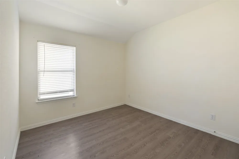 117 Willowbend Loop Mabank, TX 75147