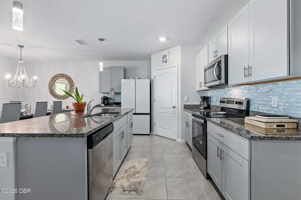 1920 Myrtlebrooke Drive Edgewater, FL 32141