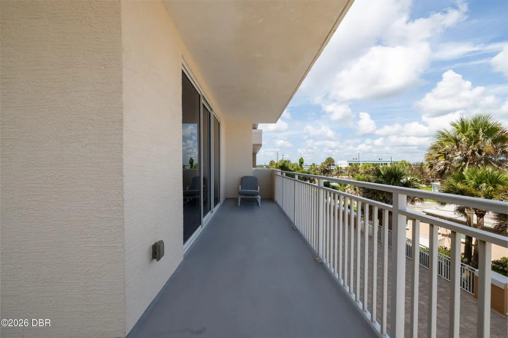 1425 Ocean Shore Boulevard #203 Ormond Beach, FL 32176