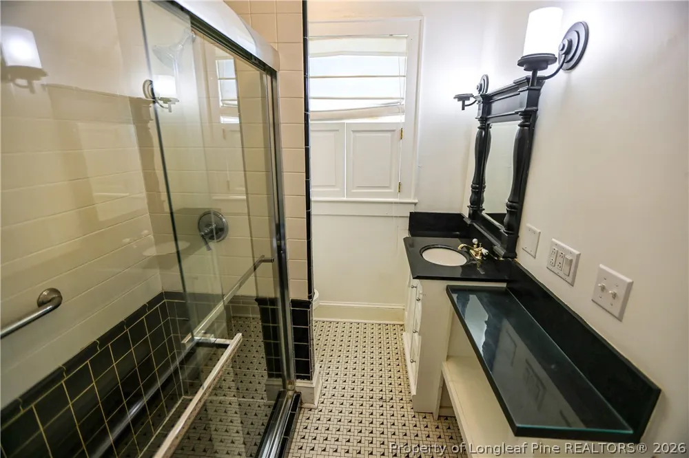 207 W 18th Street Lumberton, NC 28358