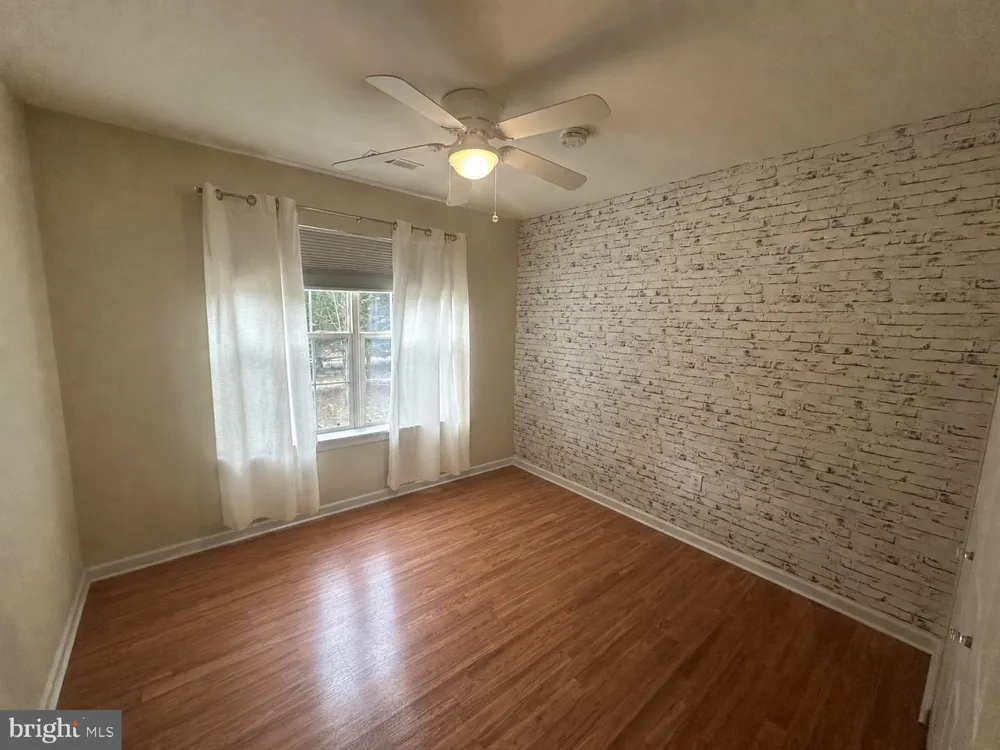 21 SUNSET ROAD Blackwood, NJ 08012