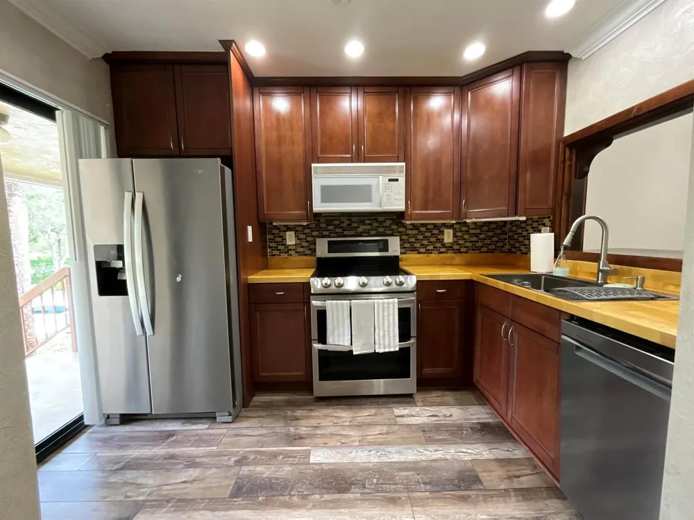 3939 NE 5TH AVENUE #A208 Boca Raton, FL 33431