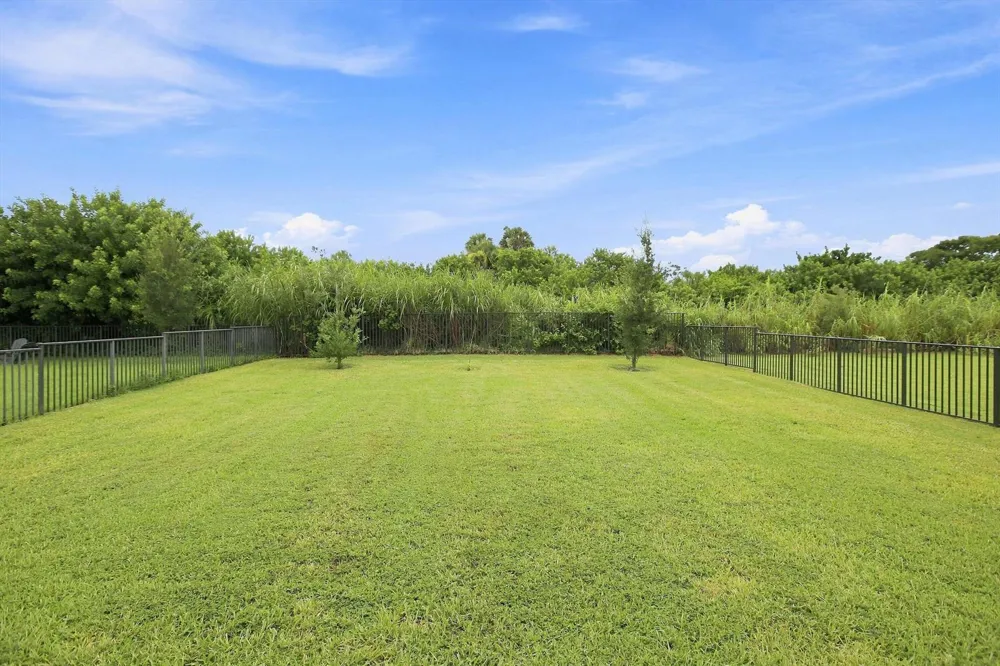 484 CHERIMOYA STREET Fort Pierce, FL 34981