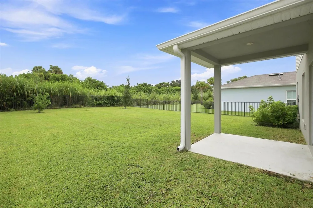 484 CHERIMOYA STREET Fort Pierce, FL 34981