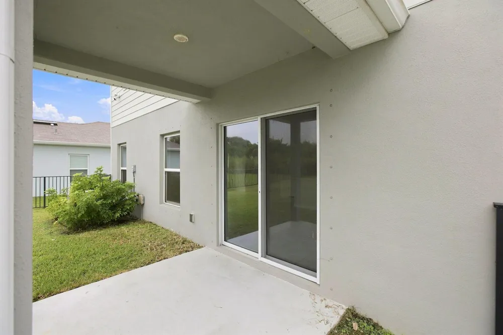 484 CHERIMOYA STREET Fort Pierce, FL 34981