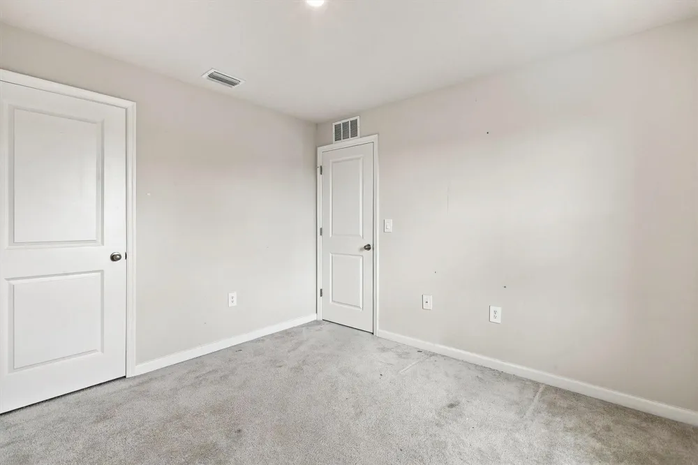 484 CHERIMOYA STREET Fort Pierce, FL 34981
