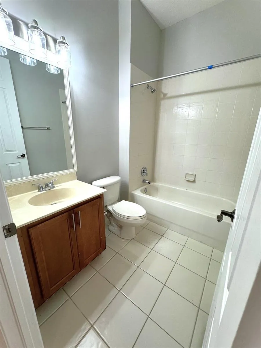 499 Corte Madera Lane #4 West Palm Beach, FL 33401