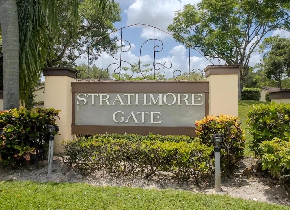 173 SARITA COURT Royal Palm Beach, FL 33411