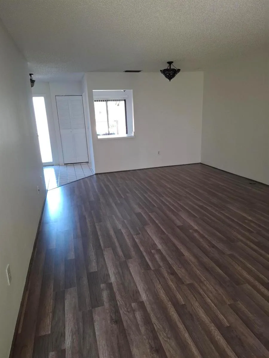 173 SARITA COURT Royal Palm Beach, FL 33411
