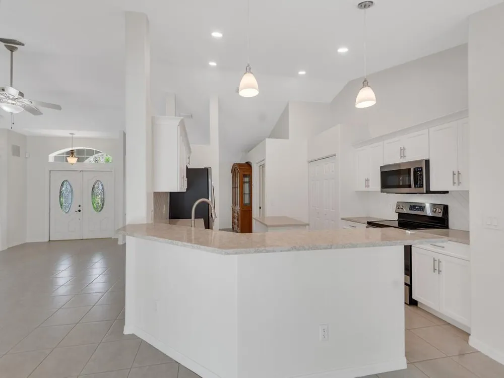 1365 ADMIRALS Walk Vero Beach, FL 32963