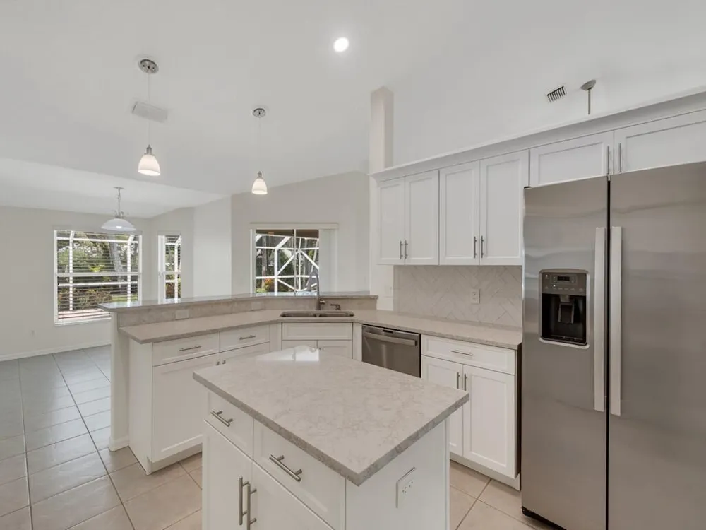 1365 ADMIRALS Walk Vero Beach, FL 32963