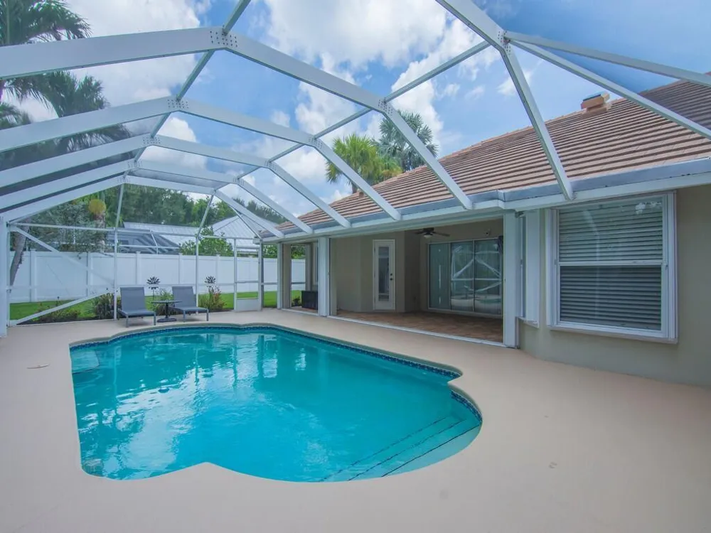 1365 ADMIRALS Walk Vero Beach, FL 32963