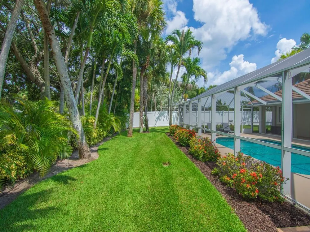 1365 ADMIRALS Walk Vero Beach, FL 32963