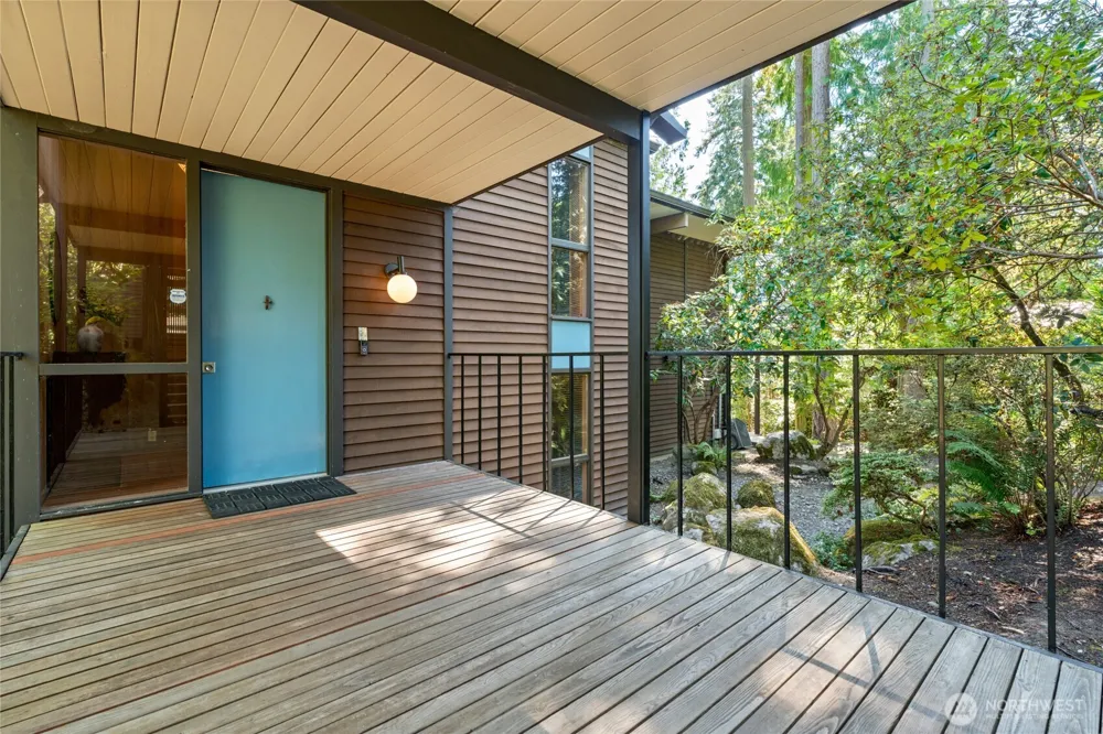6005 Yeazell Road Longbranch, WA 98351