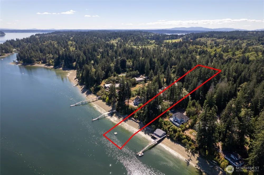 6005 Yeazell Road Longbranch, WA 98351