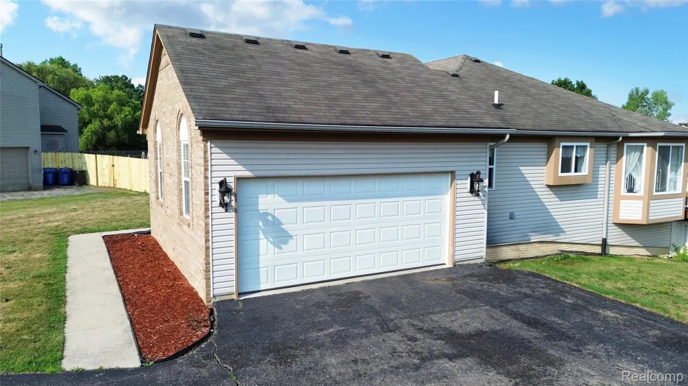 8032 Lark Lane Mundy Township, MI 48439