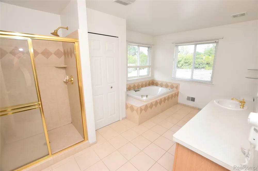 8032 Lark Lane Mundy Township, MI 48439