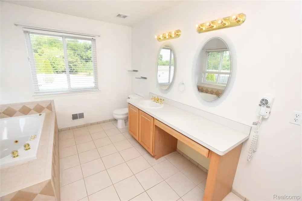 8032 Lark Lane Mundy Township, MI 48439