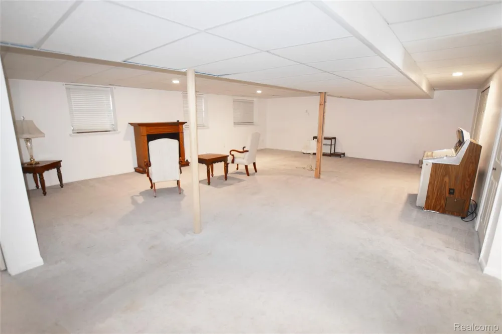 8032 Lark Lane Mundy Township, MI 48439