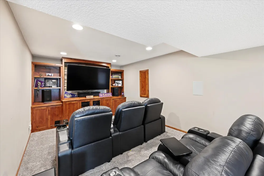 18379 Smith Court NW Elk River, MN 55330