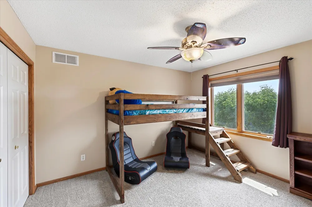 18379 Smith Court NW Elk River, MN 55330