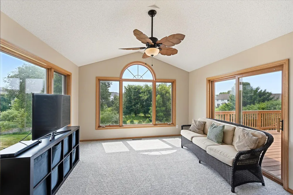 18379 Smith Court NW Elk River, MN 55330