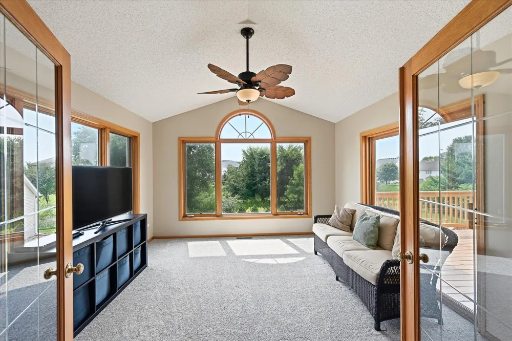 18379 Smith Court NW Elk River, MN 55330