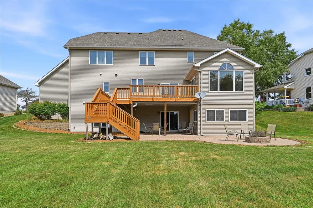 18379 Smith Court NW Elk River, MN 55330