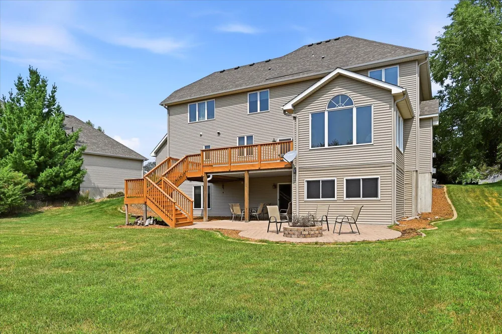 18379 Smith Court NW Elk River, MN 55330