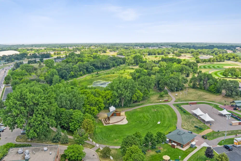 1062 Anmeadle Row Rosemount, MN 55068