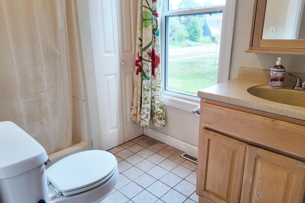 1025 W Wabasha Street Winona, MN 55987