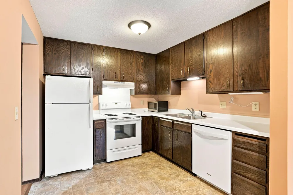 2495 Canabury Drive #230 Little Canada, MN 55117