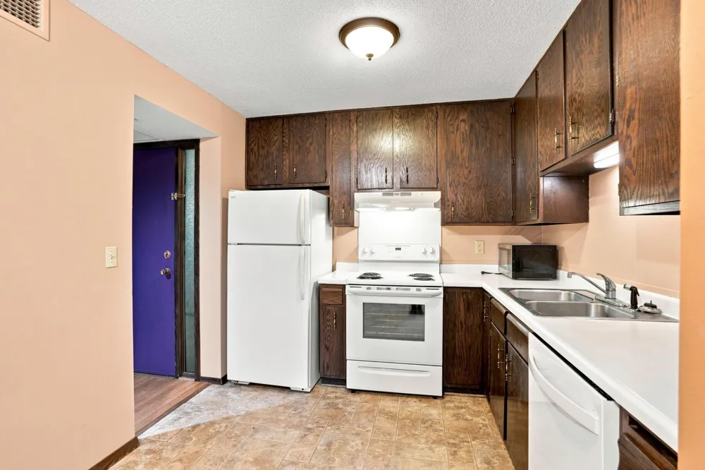 2495 Canabury Drive #230 Little Canada, MN 55117