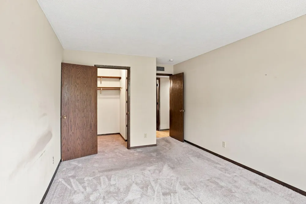 2495 Canabury Drive #230 Little Canada, MN 55117