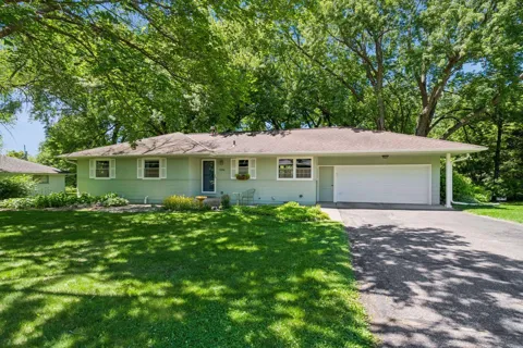 5536 Holiday Road