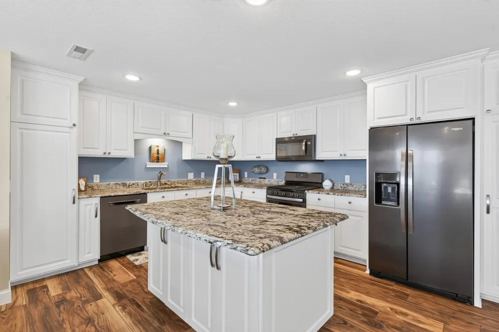 2790 S Shore Drive Prior Lake, MN 55372