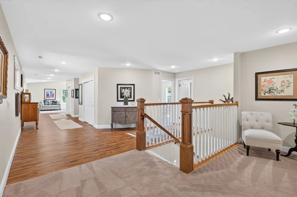 2790 S Shore Drive Prior Lake, MN 55372