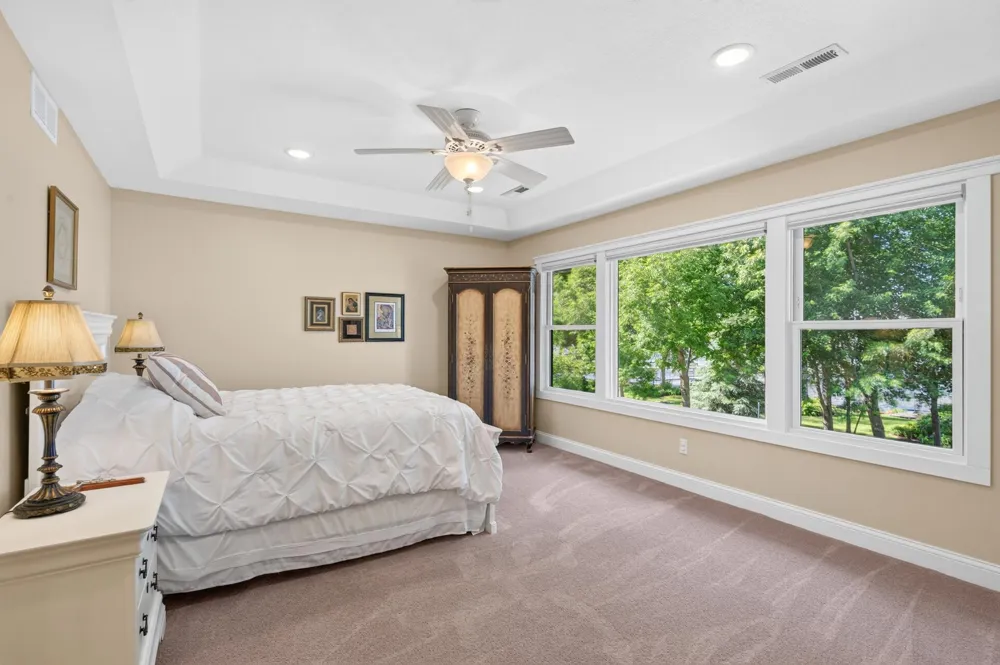 2790 S Shore Drive Prior Lake, MN 55372
